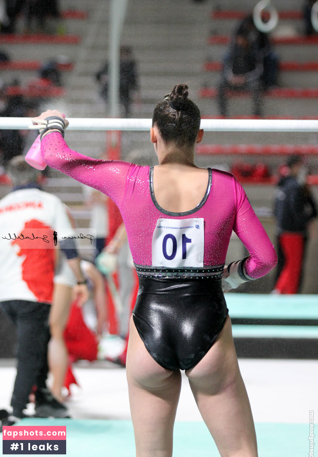 Giorgia Villa nude babe gallery