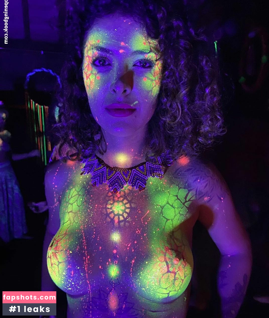 Giovana Fagundes gallery photo #11