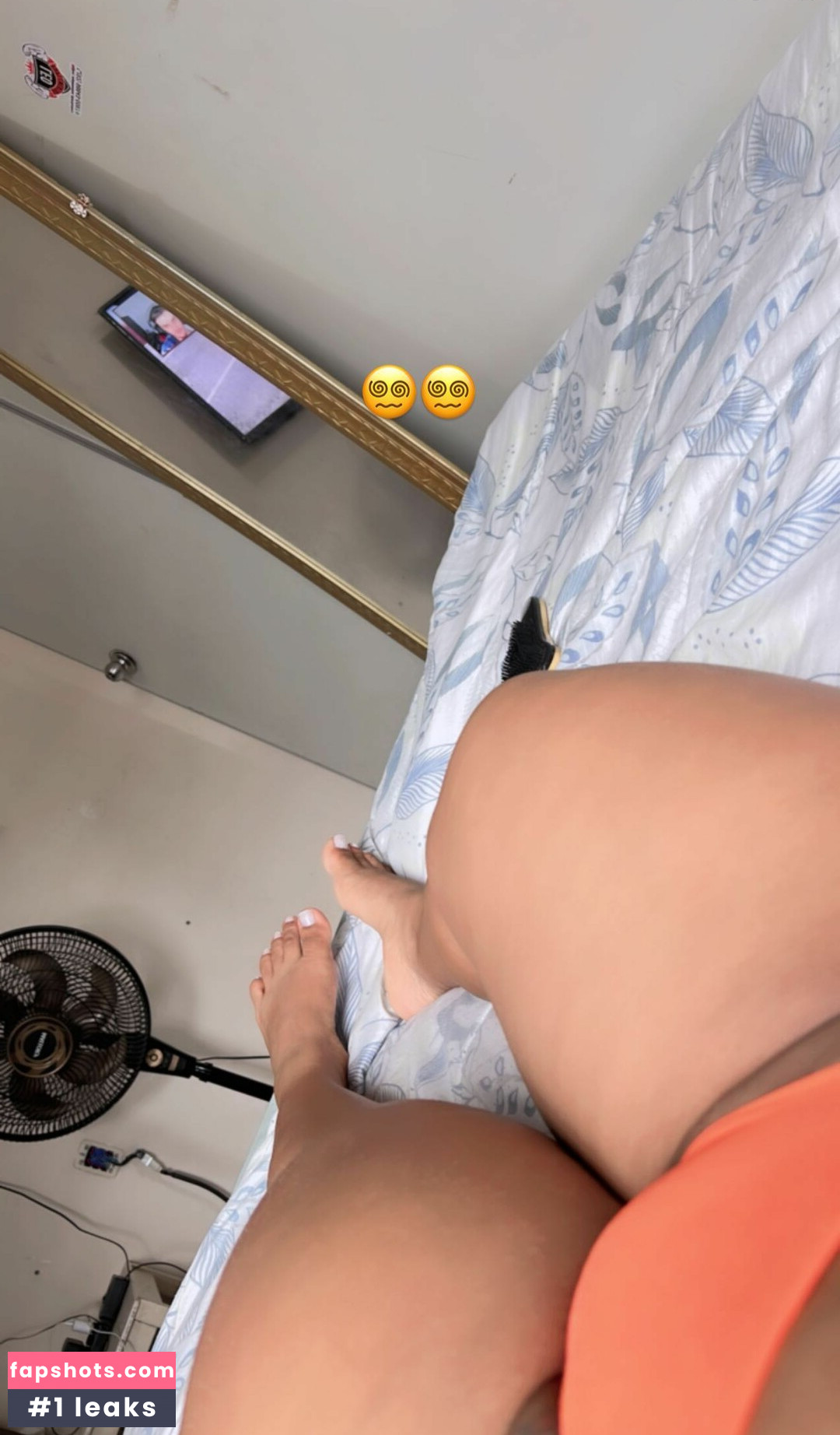 Giovana Souza gallery photo #19