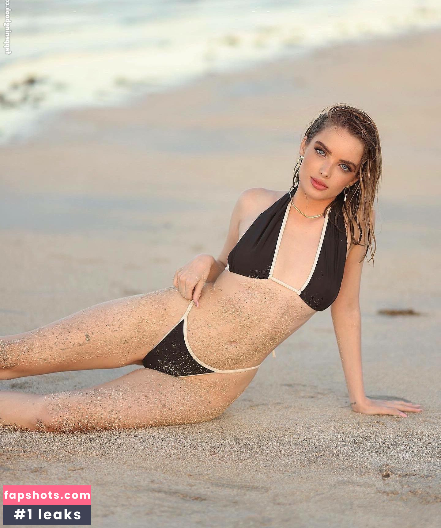 Giovanna Chaves gallery photo #13