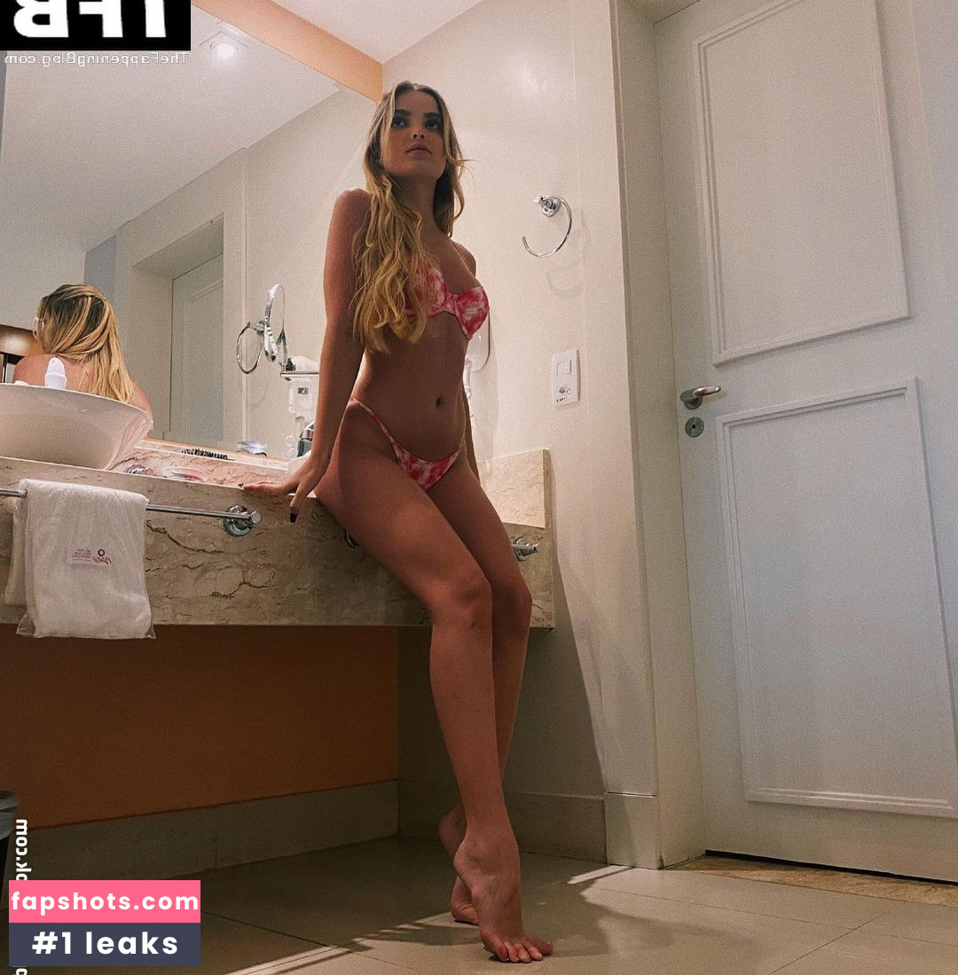 Giovanna Chaves gallery photo #87