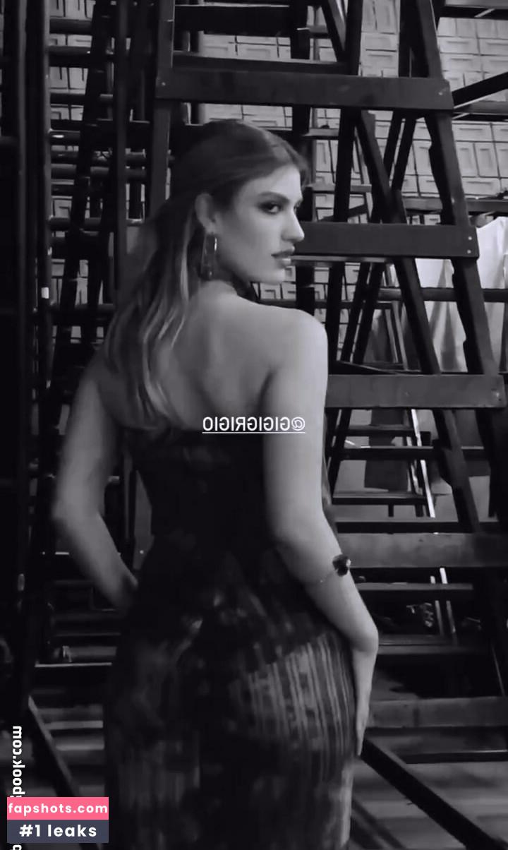 Giovanna Grigio gallery photo #15