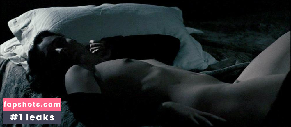 Giovanna Mezzogiorno gallery photo #26