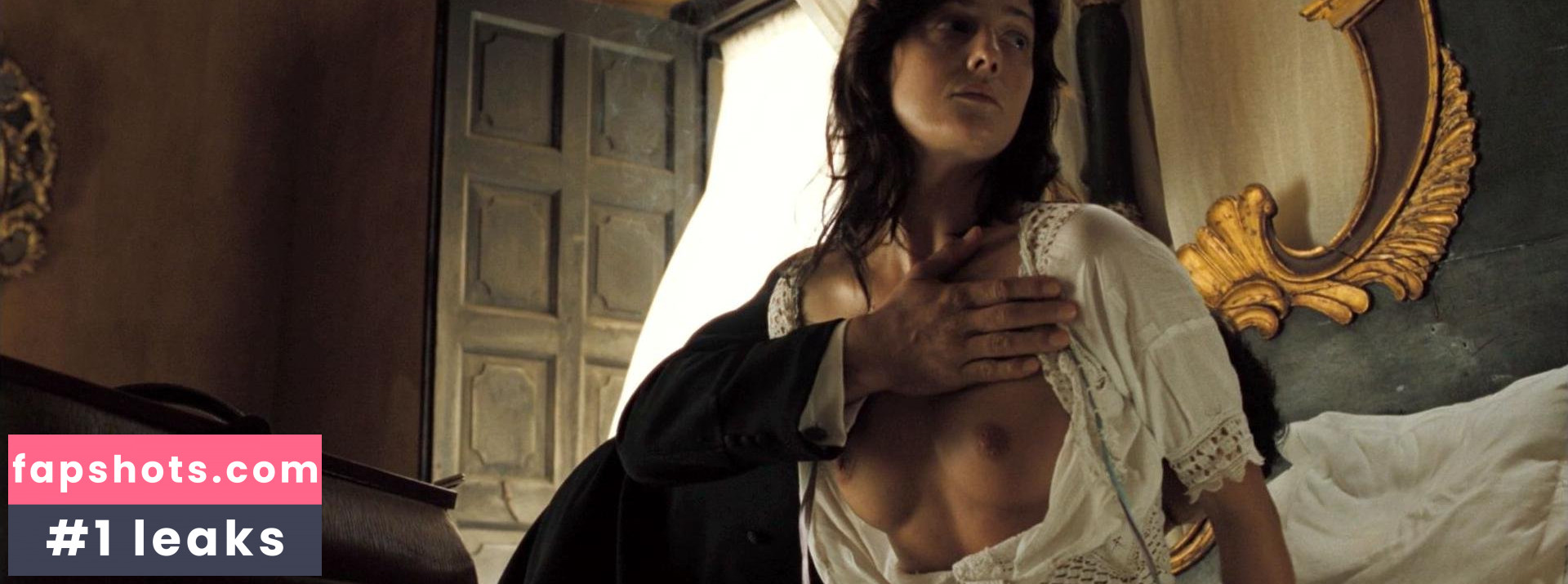 Giovanna Mezzogiorno gallery photo #37