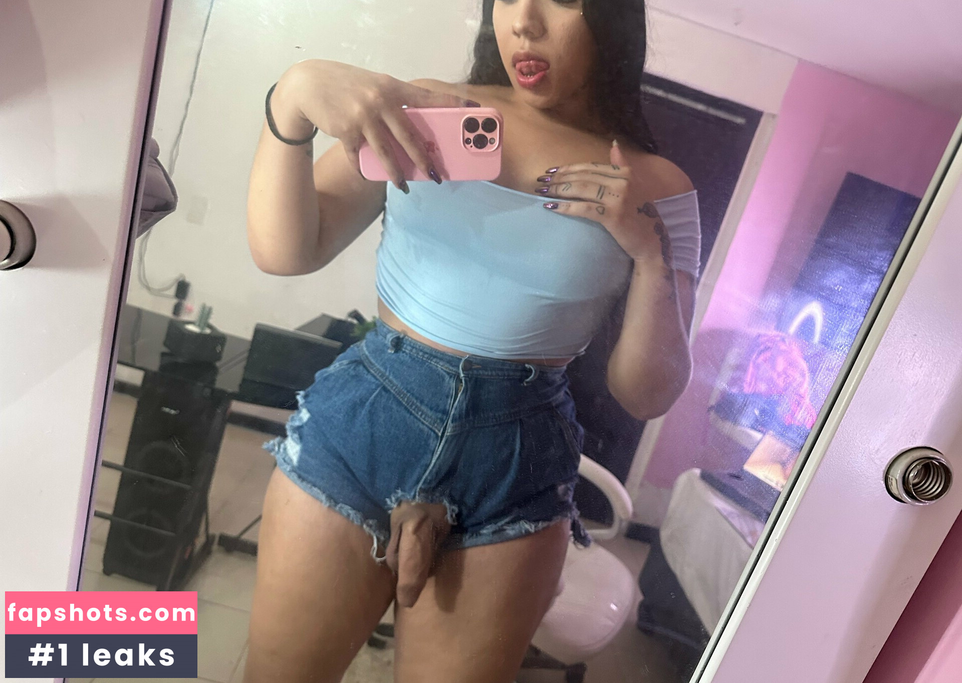 girl_hotbicth gallery photo #21