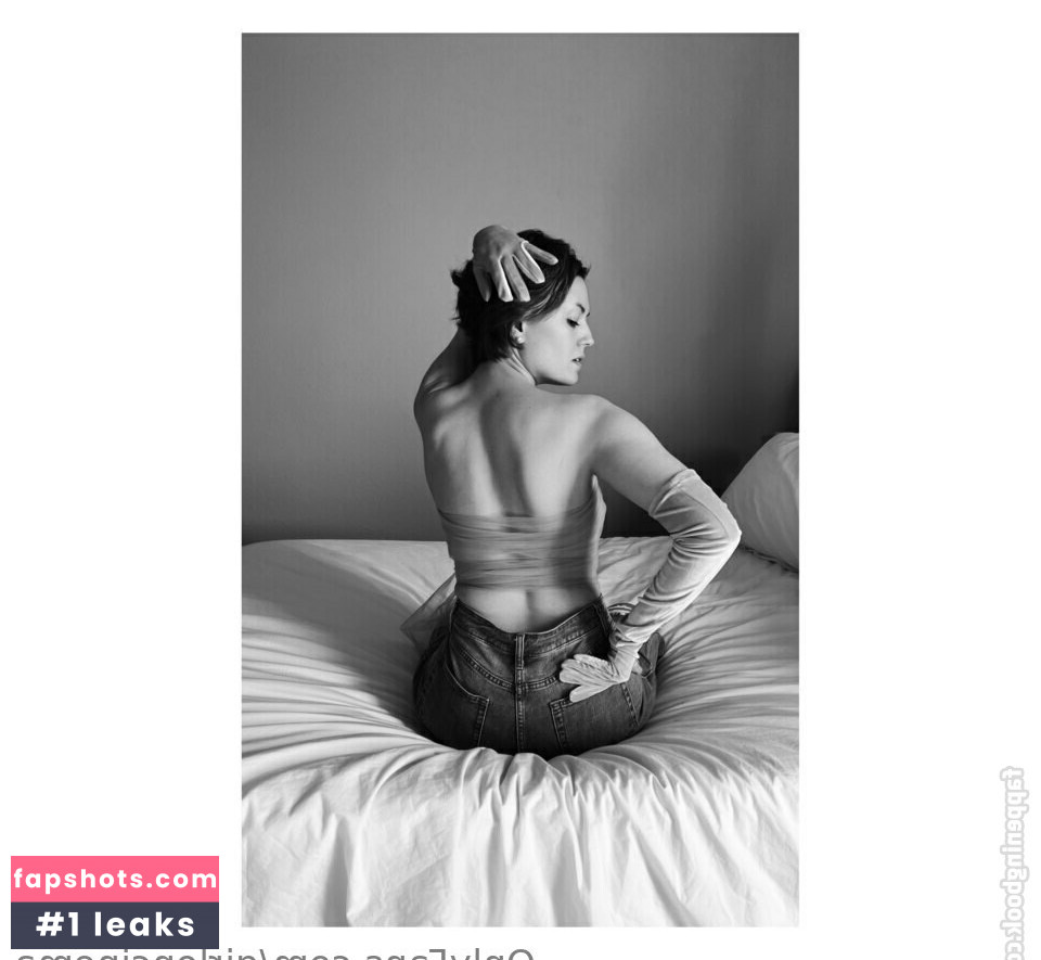 Girl On Cinema gallery photo #110