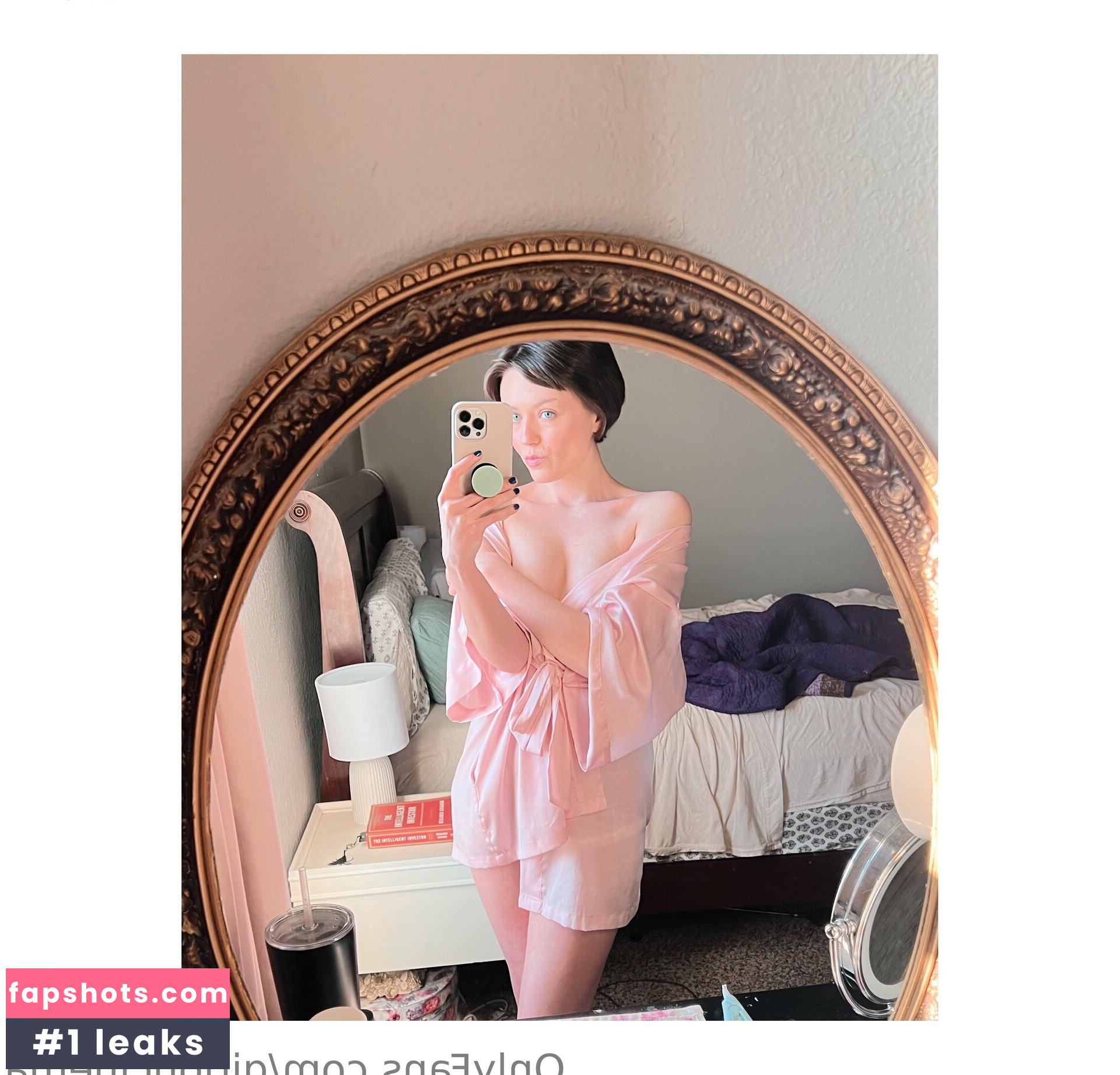 Girl On Cinema gallery photo #37