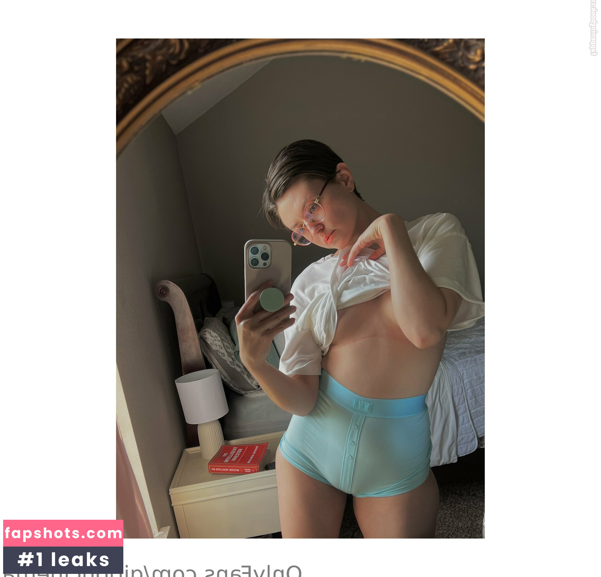 Girl On Cinema gallery photo #54