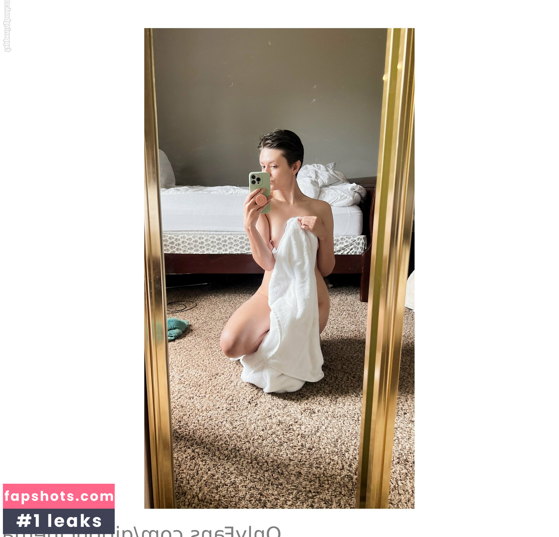 Girl On Cinema gallery photo #63