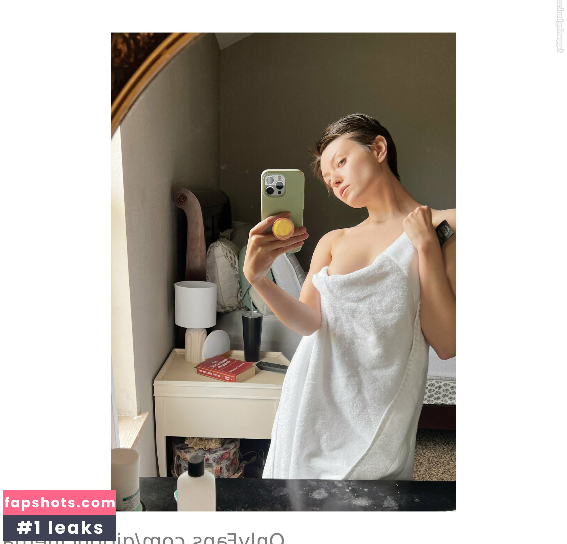 Girl On Cinema gallery photo #68