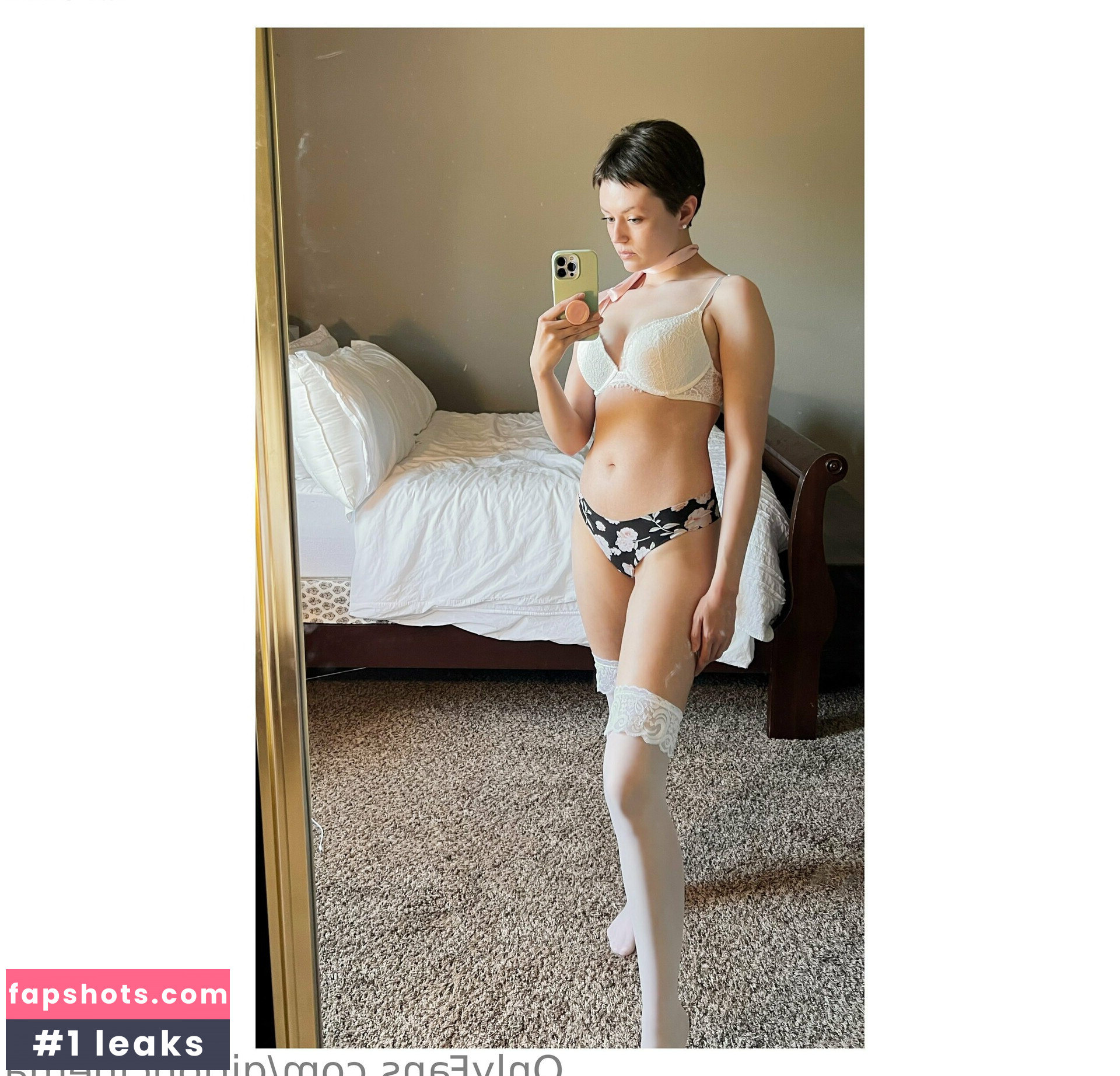 Girl On Cinema gallery photo #74