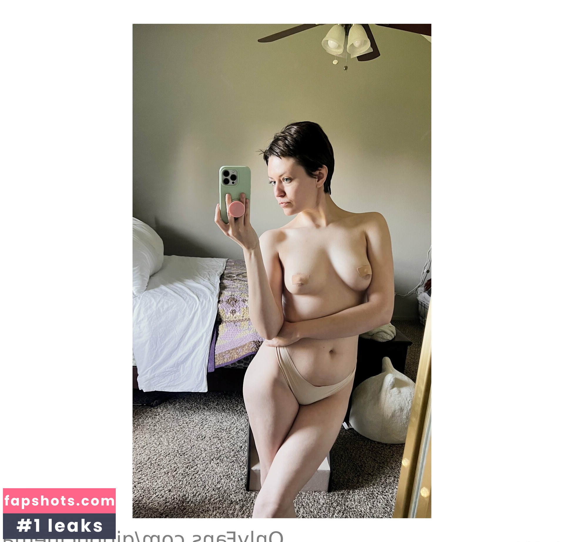 Girl On Cinema gallery photo #98