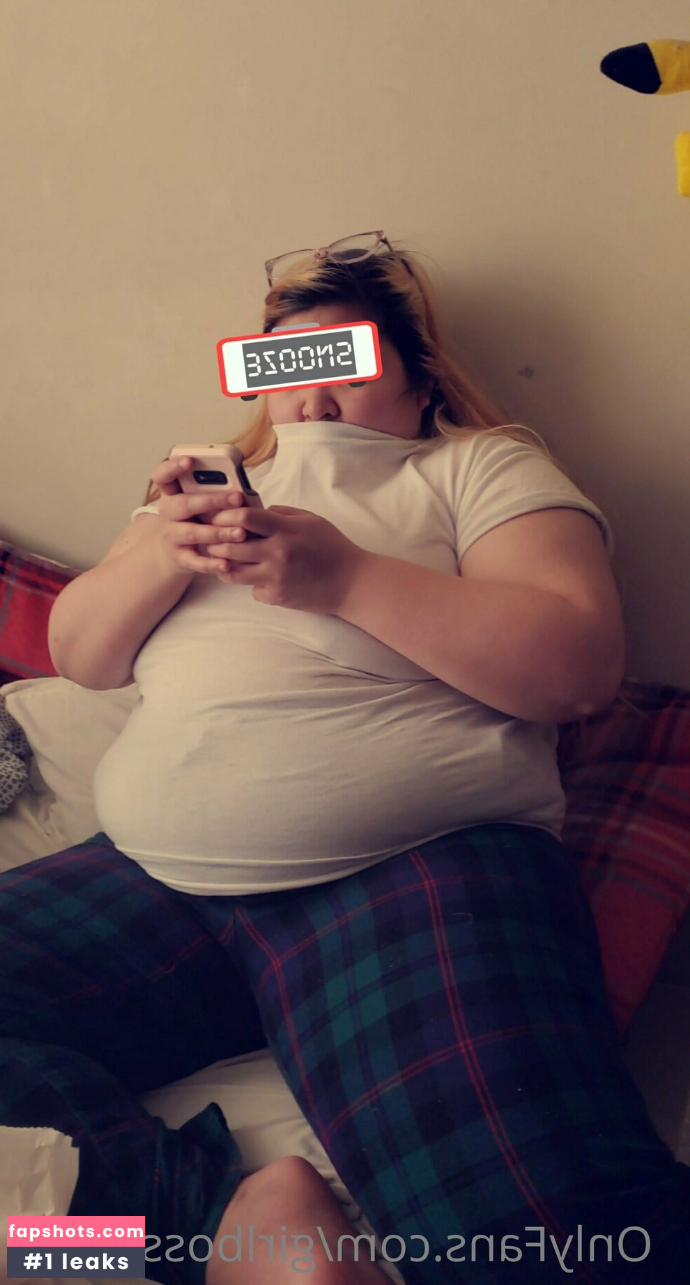 girlbossanova gallery photo #2