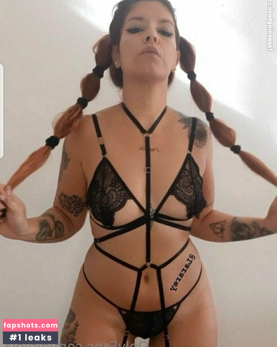 girllola Nahé úniky fotek pouze od fanoušků #14 - Fapshots