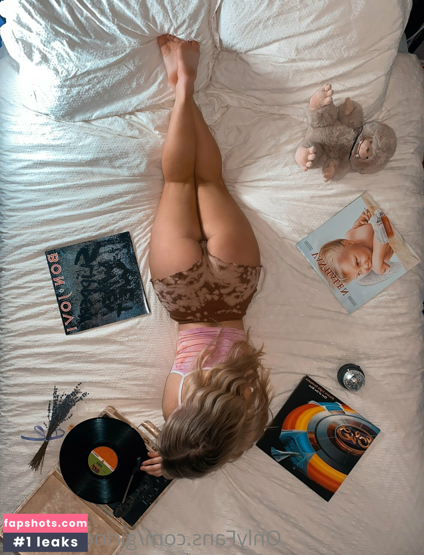 Girlnextdoorrr gallery photo #3