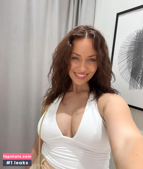 Girls from Below Deck gallery photo #1482