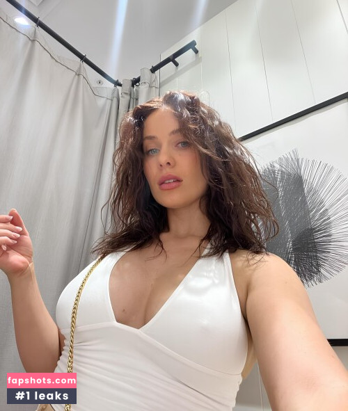 Girls from Below Deck gallery photo #1546