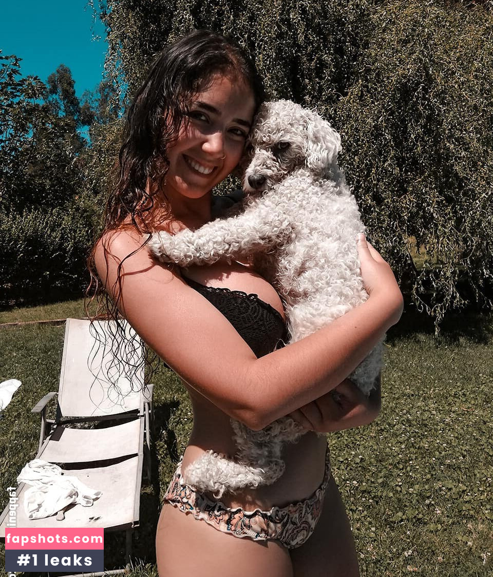 Gisela Guzman Madariaga gallery photo #19