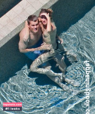 Gisele Buendchen gallery photo #257