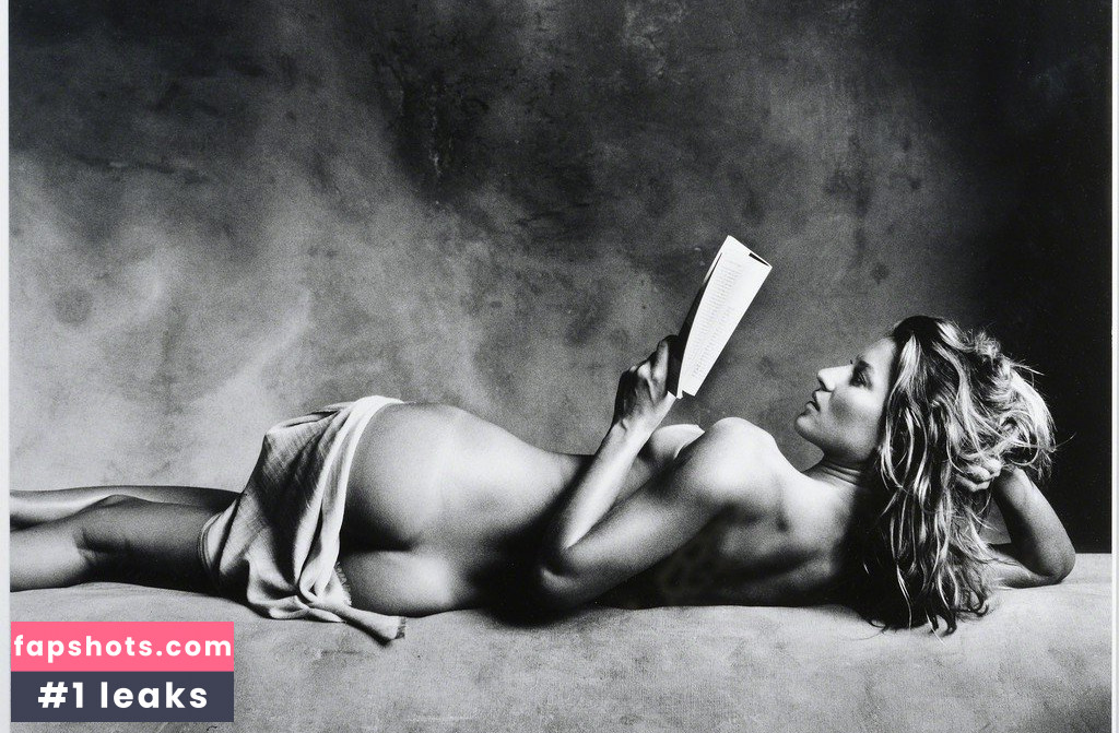 Gisele Buendchen gallery photo #268