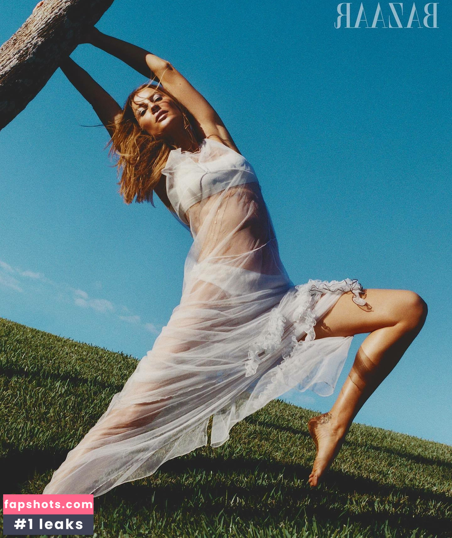 Gisele Bundchen gallery photo #138