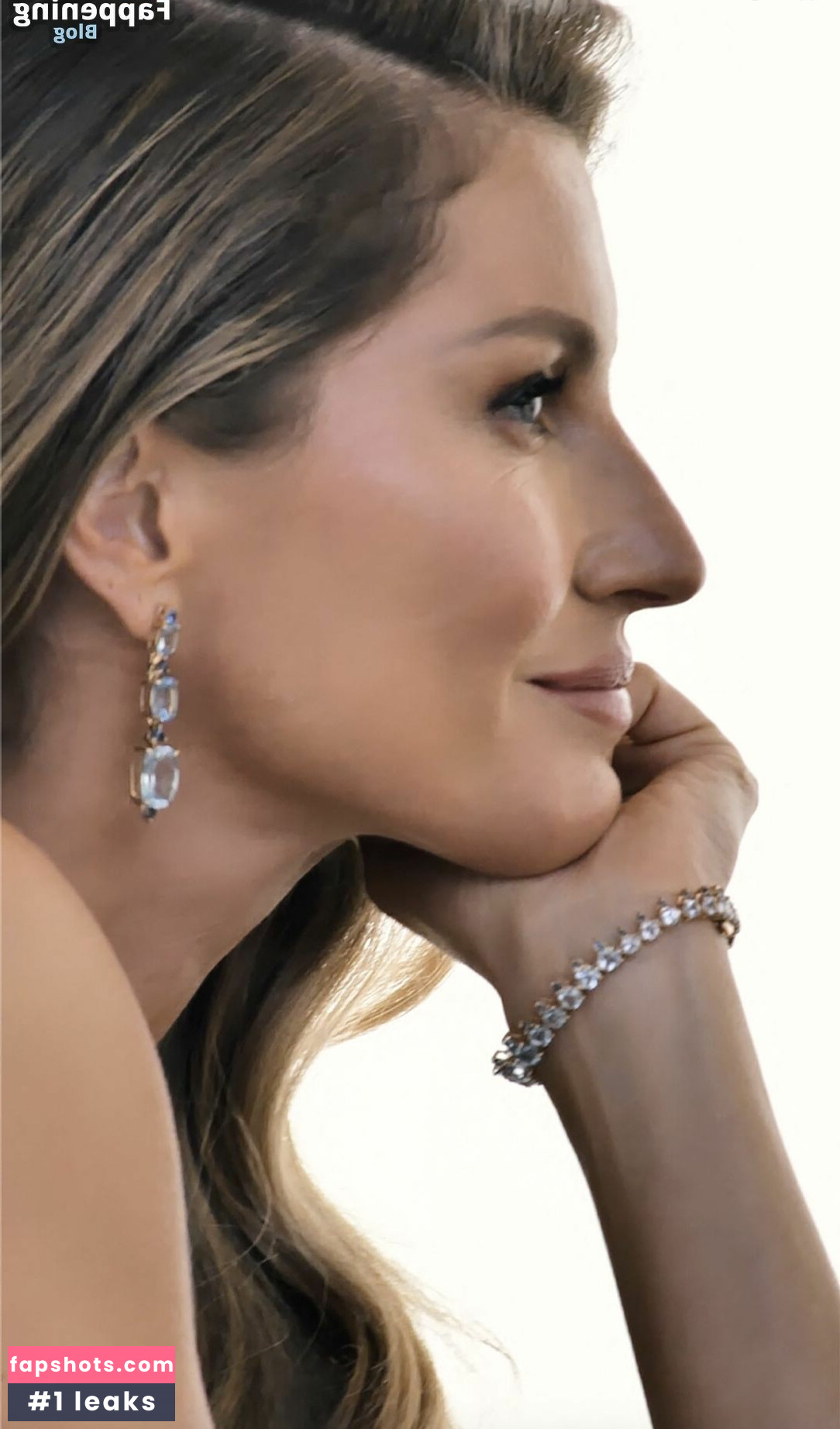 Gisele Bundchen gallery photo #162