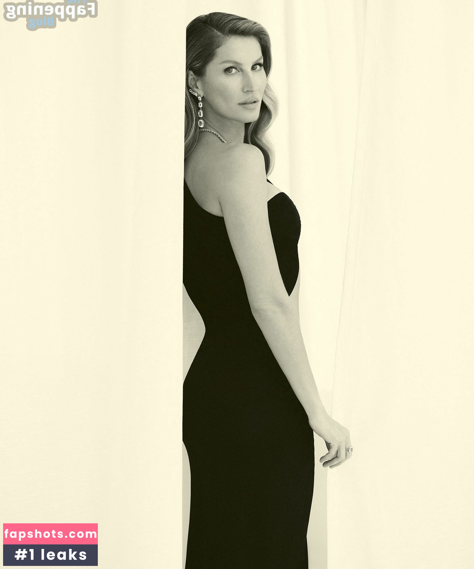 Gisele Bundchen gallery photo #175