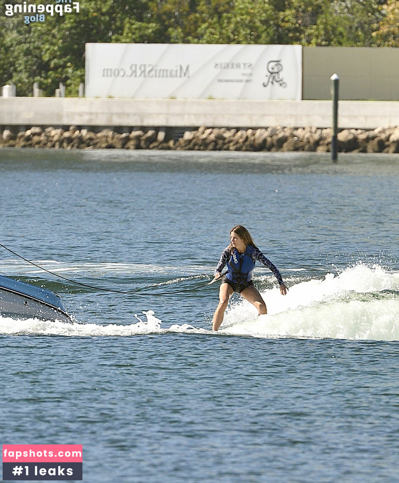 Gisele Bundchen gallery photo #215