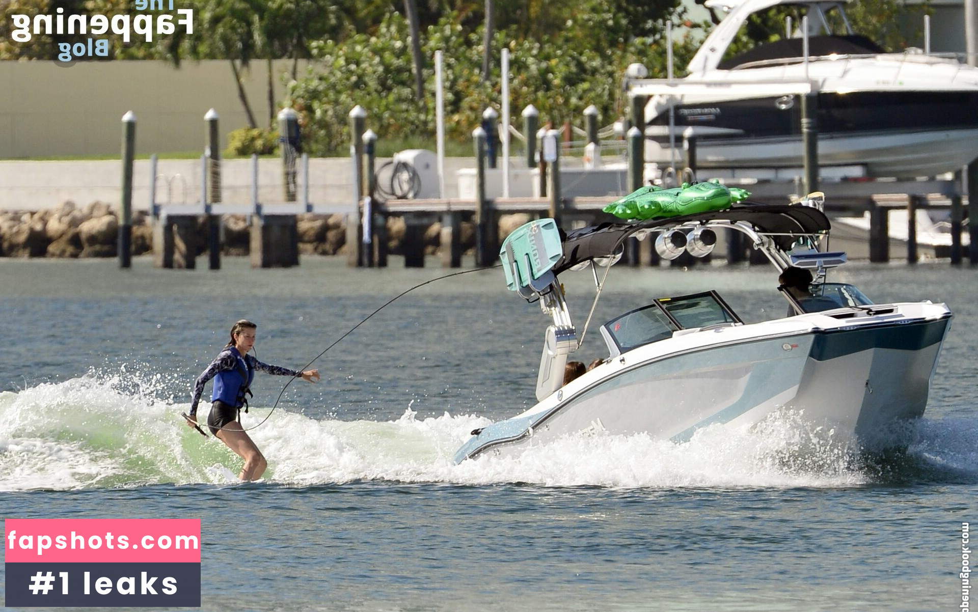 Gisele Bundchen gallery photo #216