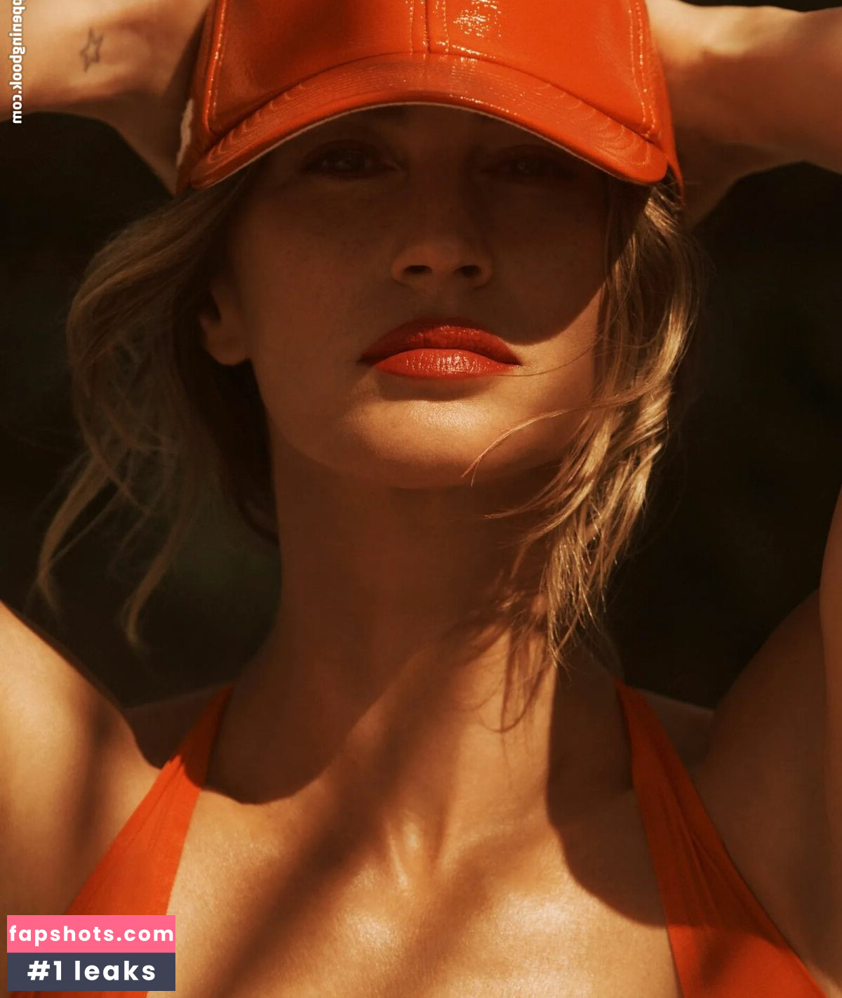 Gisele Bundchen gallery photo #333