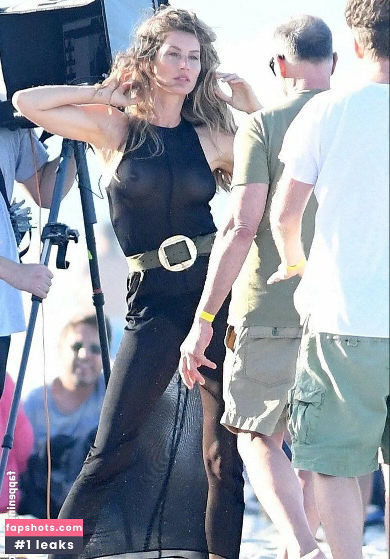 Gisele Bundchen gallery photo #337