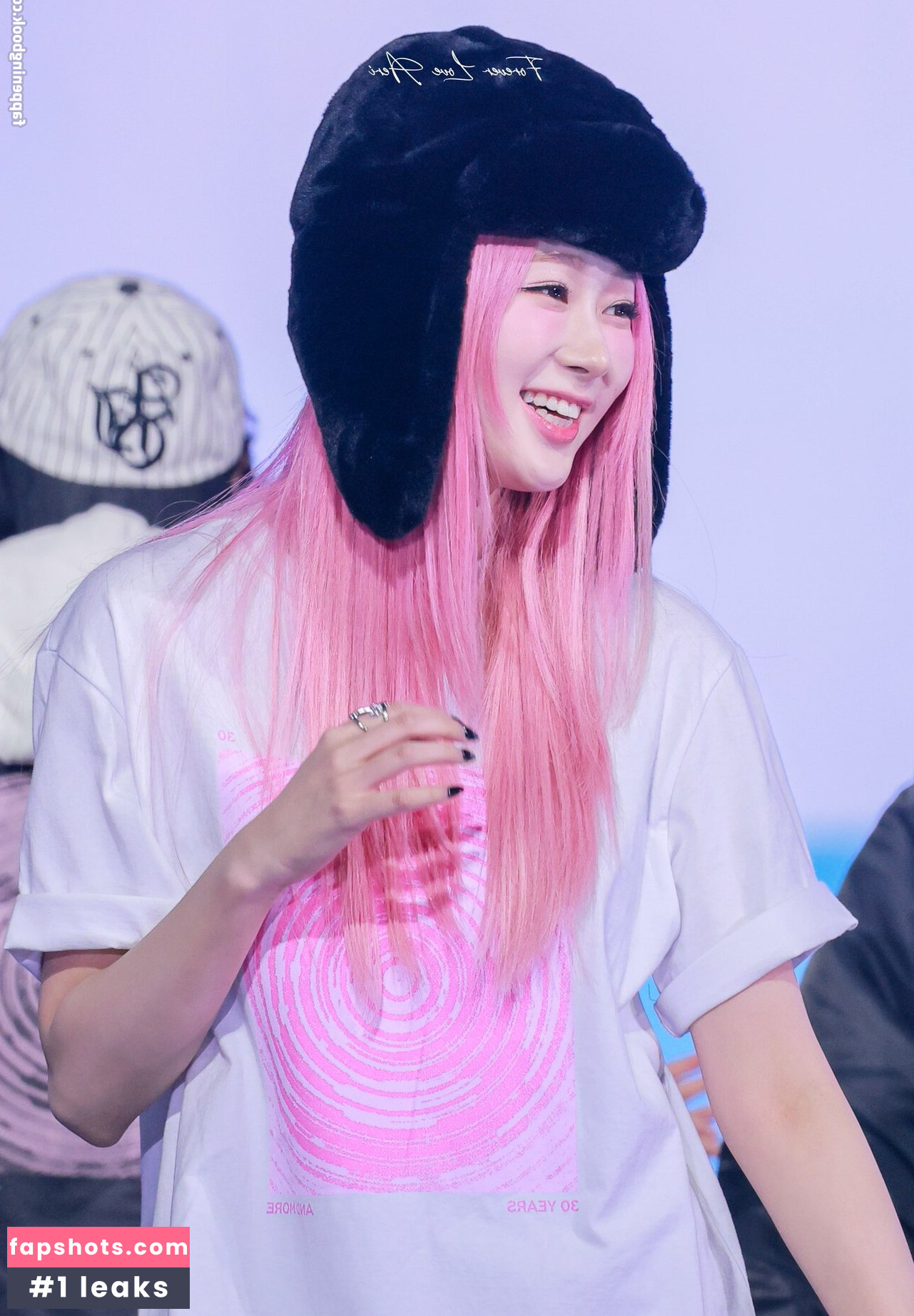 Giselle (æspa gallery photo #110