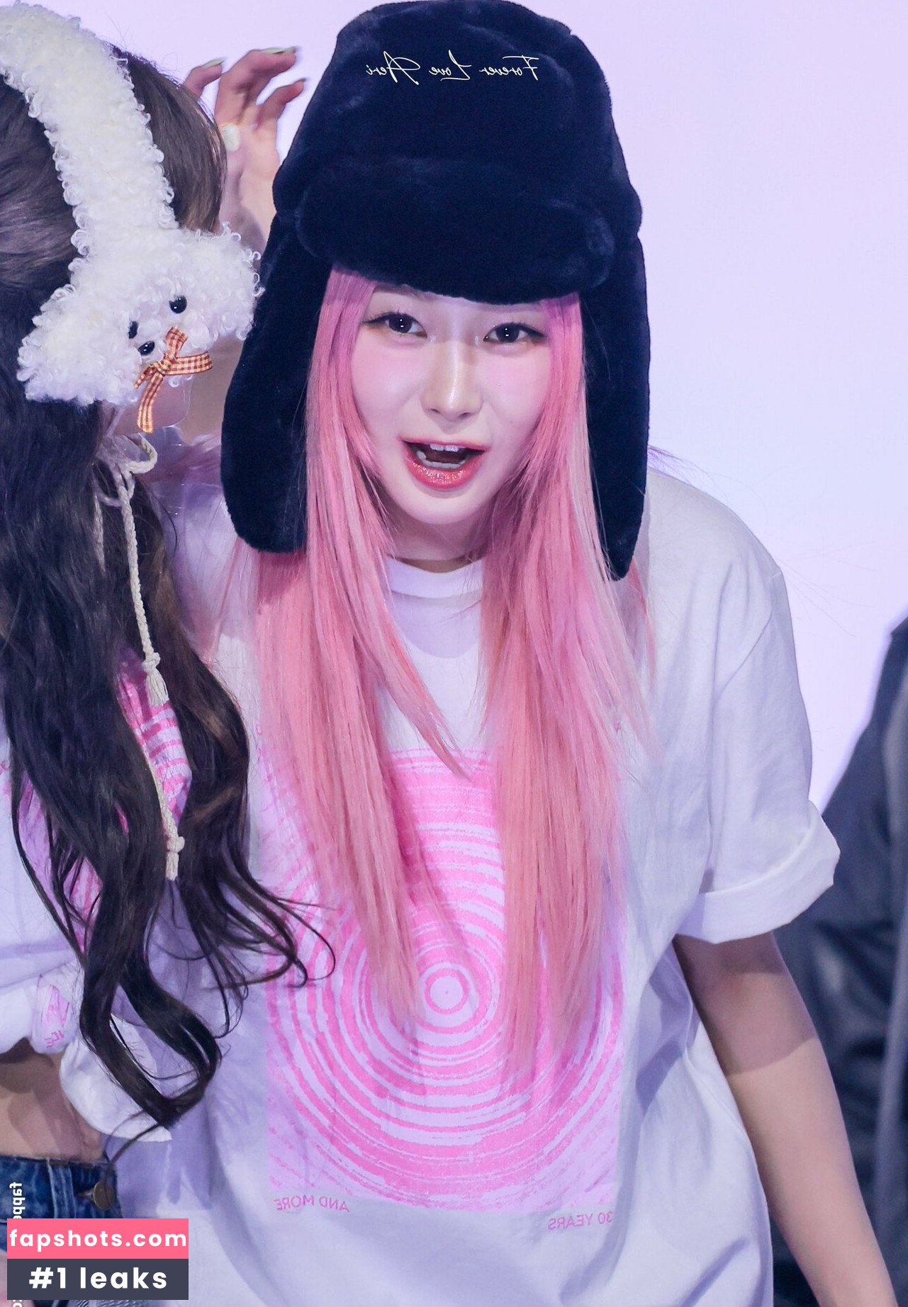 Giselle (æspa gallery photo #128