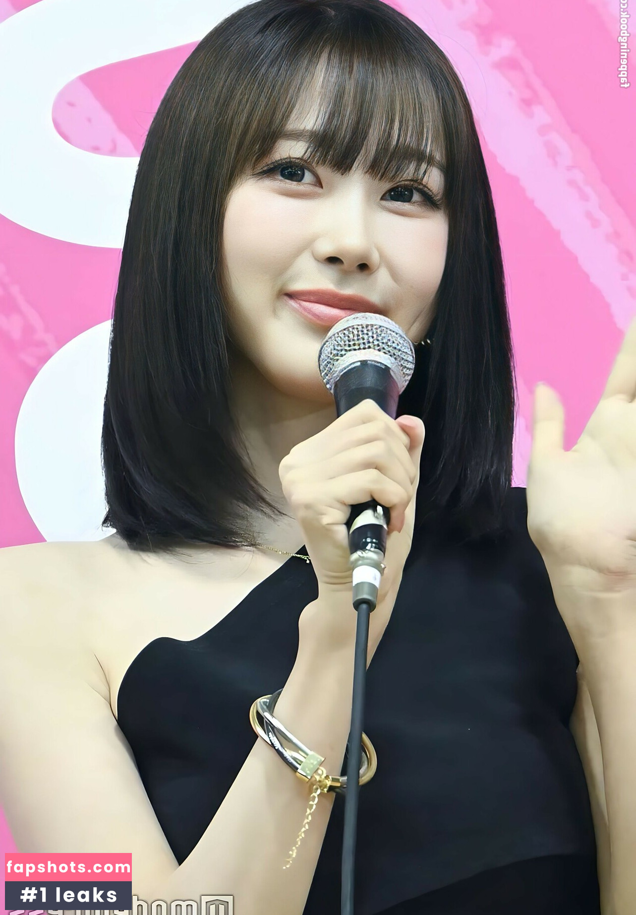 Giselle (æspa gallery photo #18