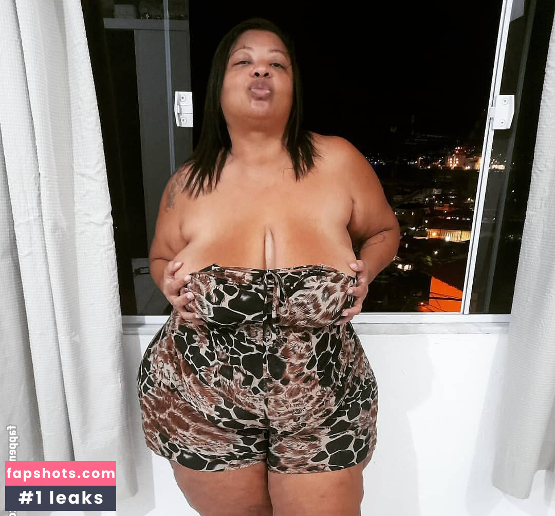 Giselle Machado gallery photo #36