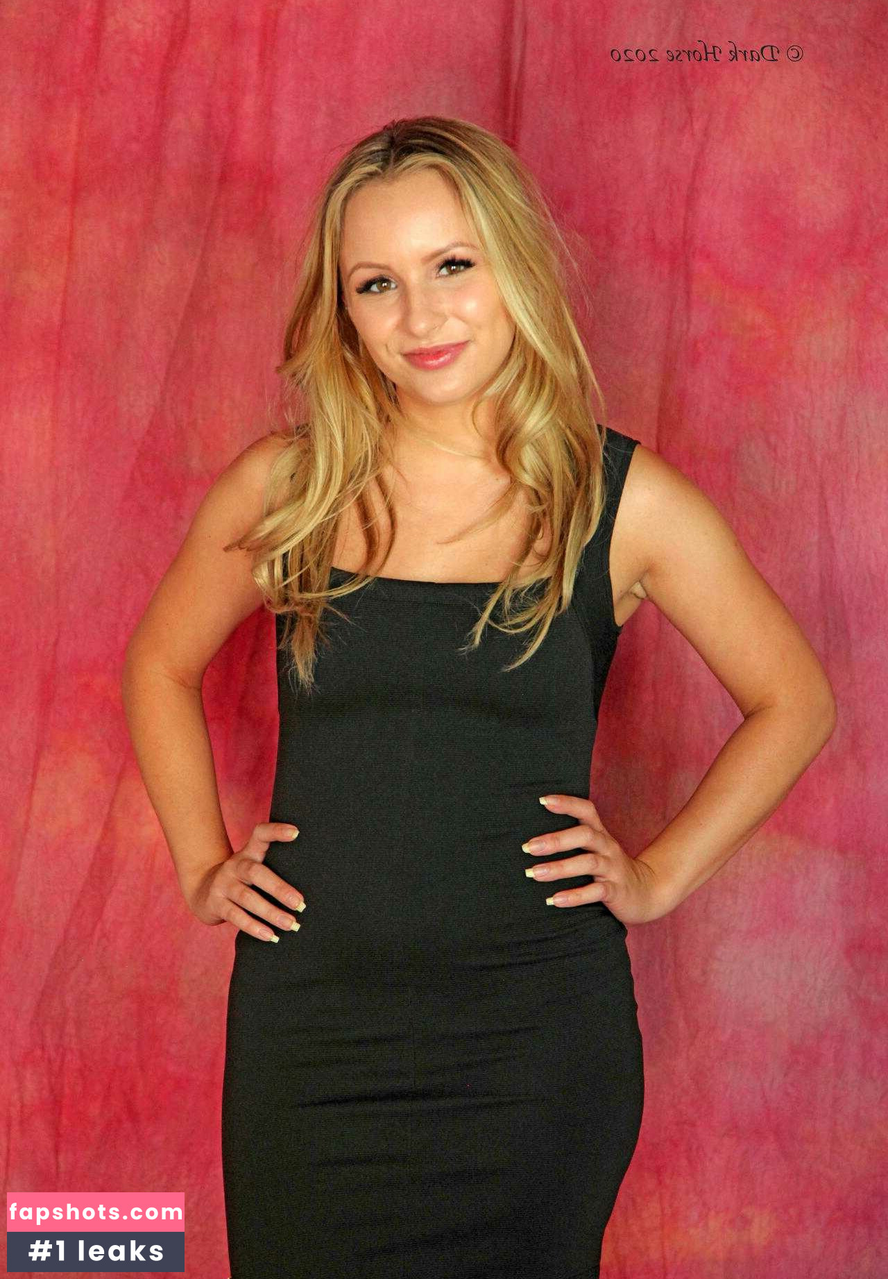 Giselle Rae gallery photo #4