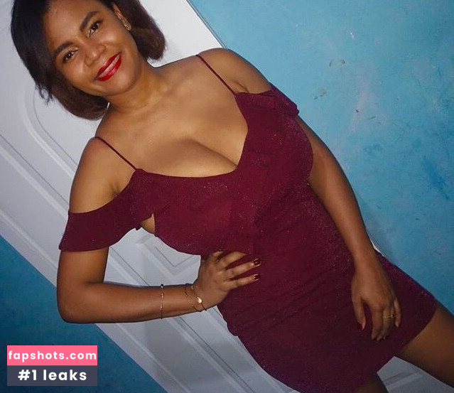 Gisselle F gallery photo #14