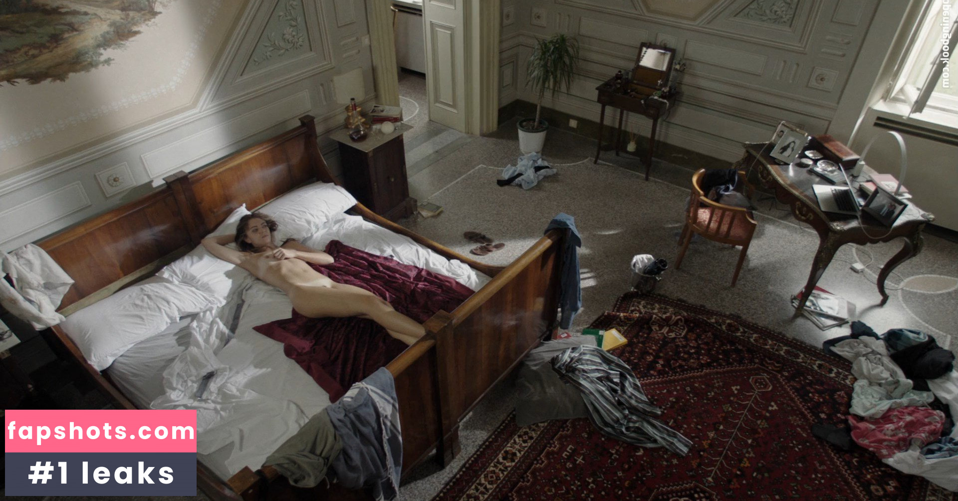 Giulia Ando nude babe gallery