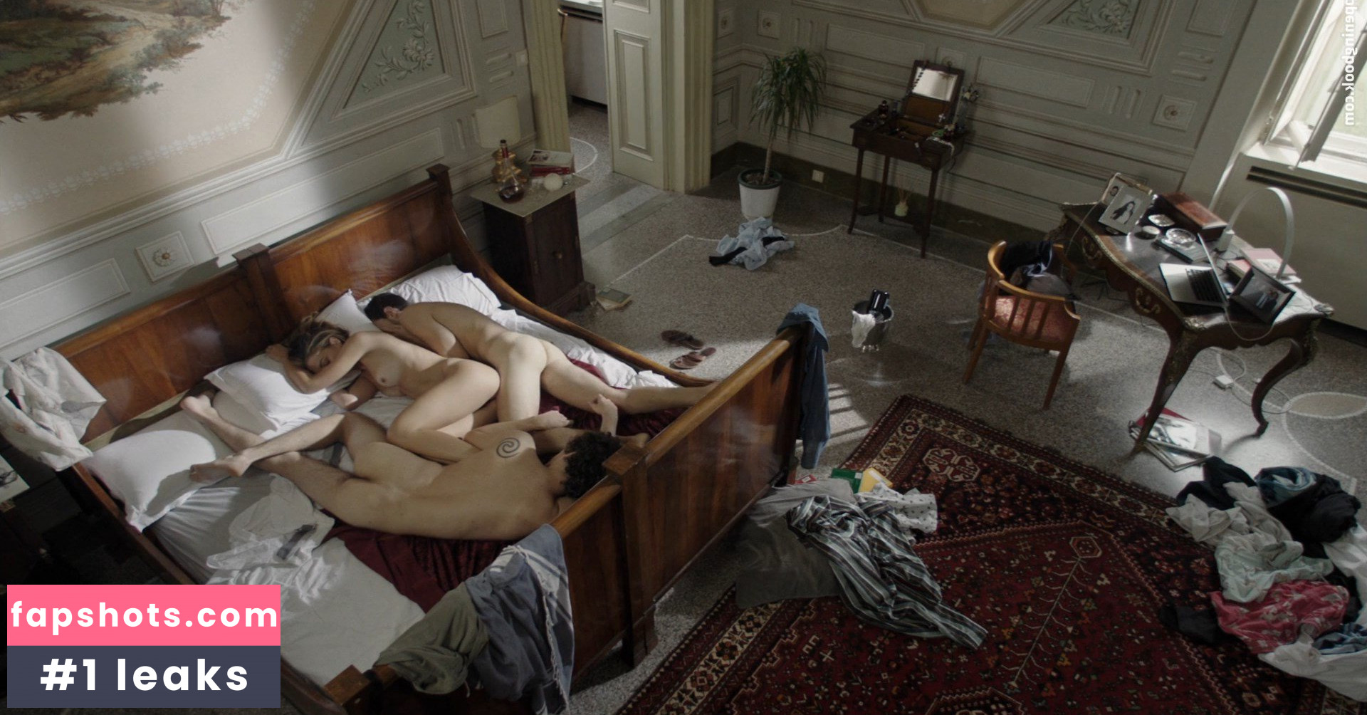 Giulia Ando gallery photo #7