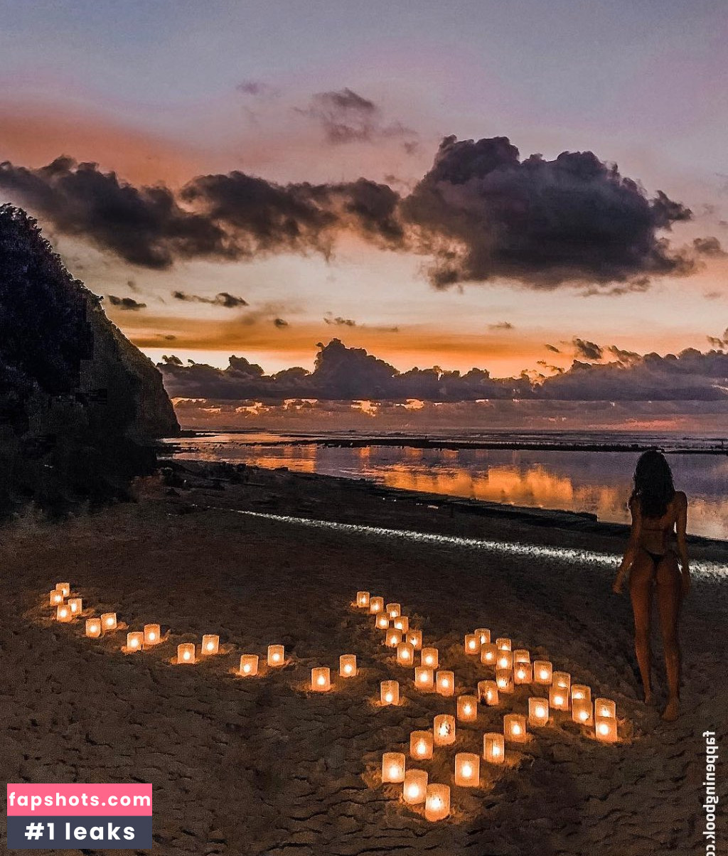 Giulia Calcaterra gallery photo #29