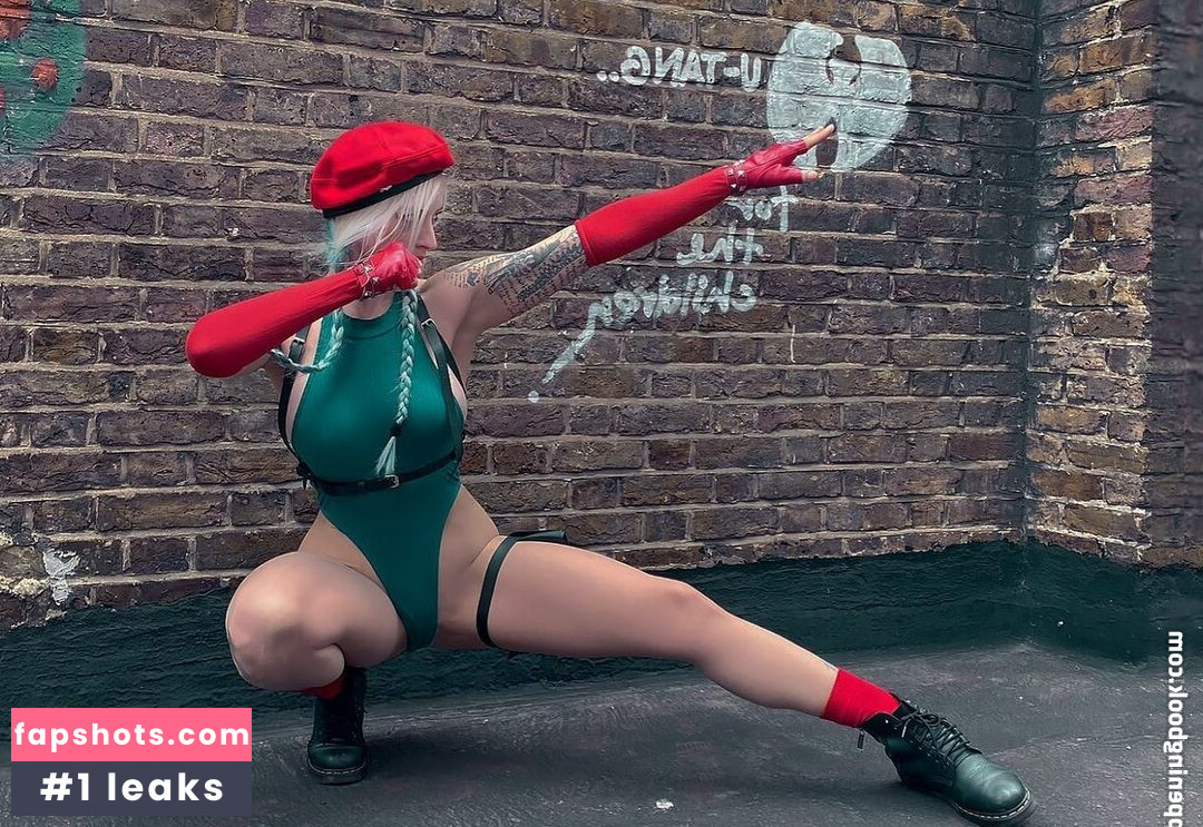 Giulia Henne gallery photo #56