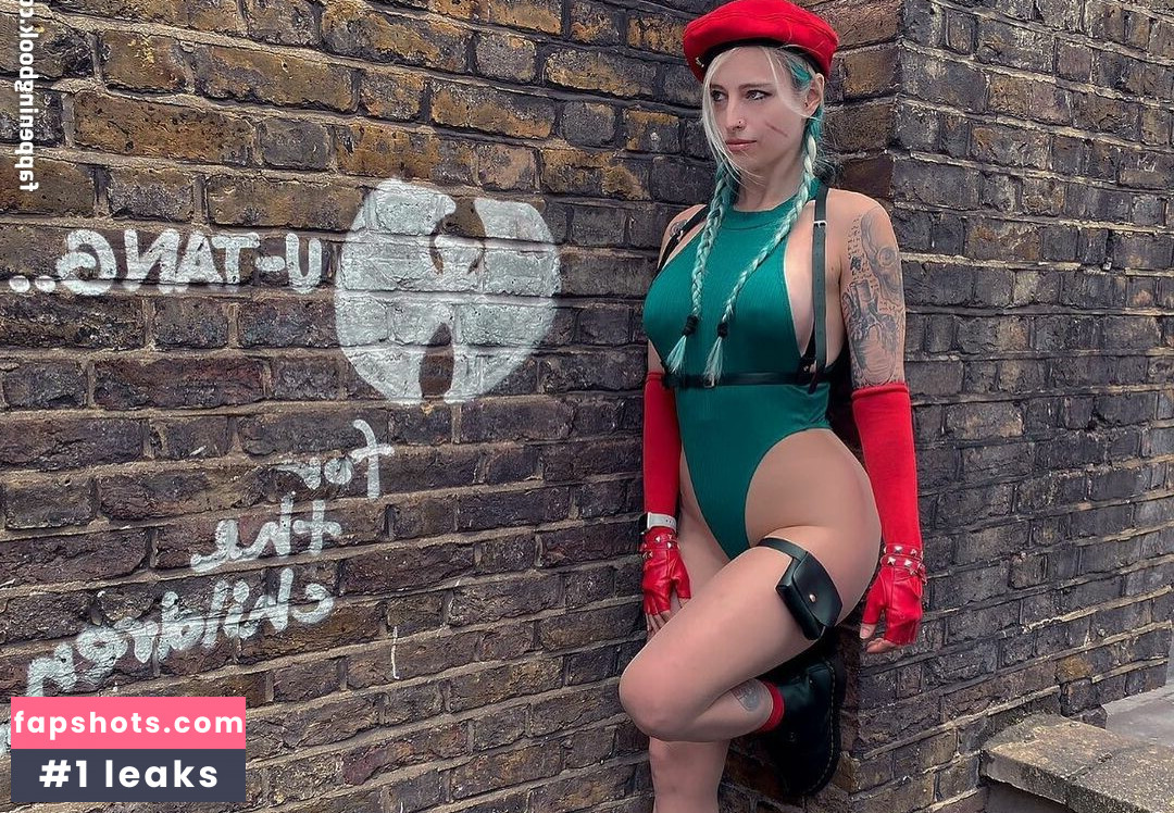 Giulia Henne gallery photo #60