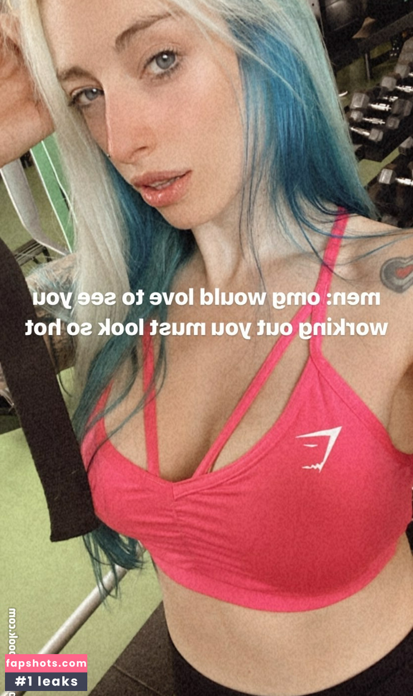 Giulia Henne gallery photo #63