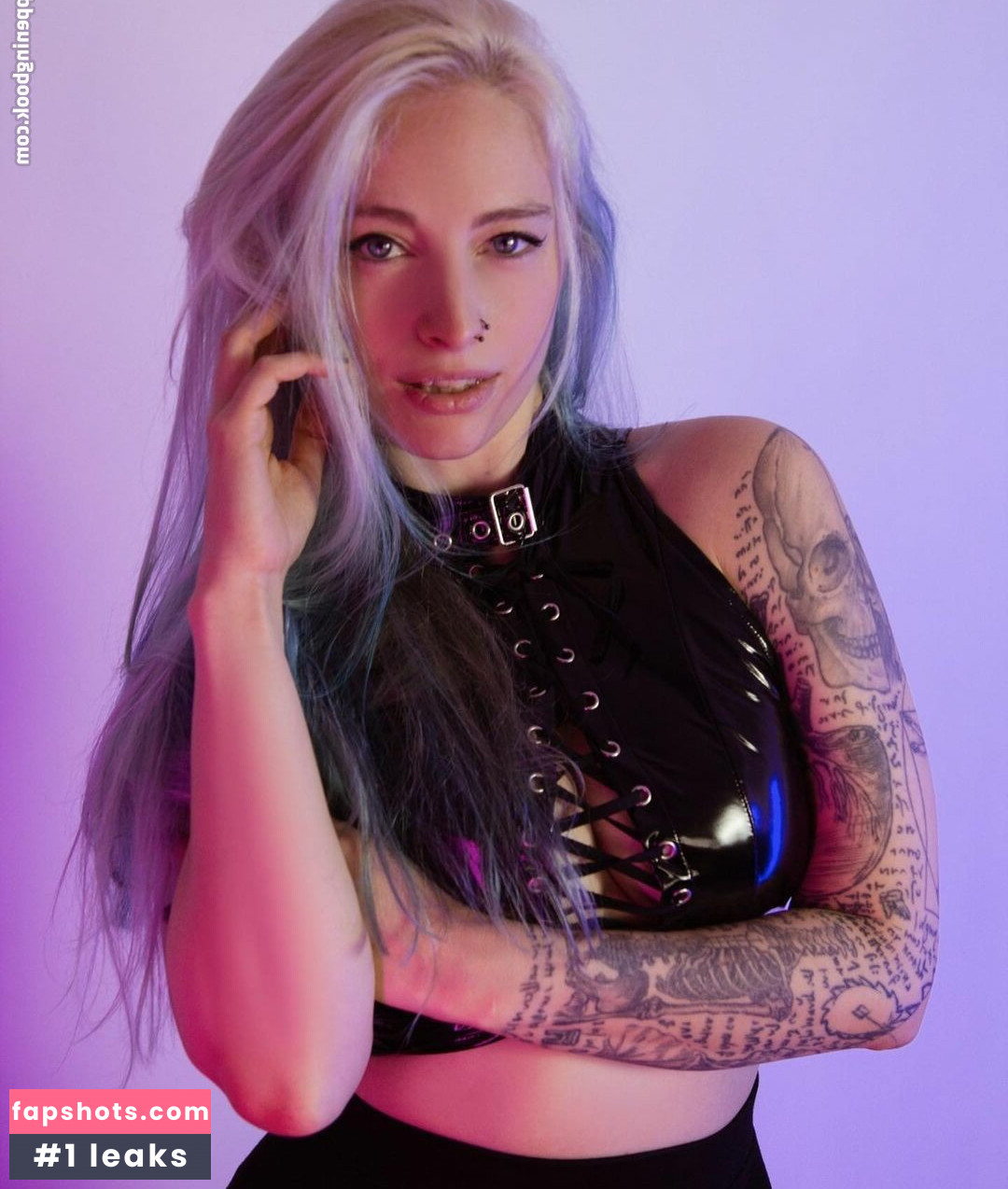 Giulia Henne gallery photo #87