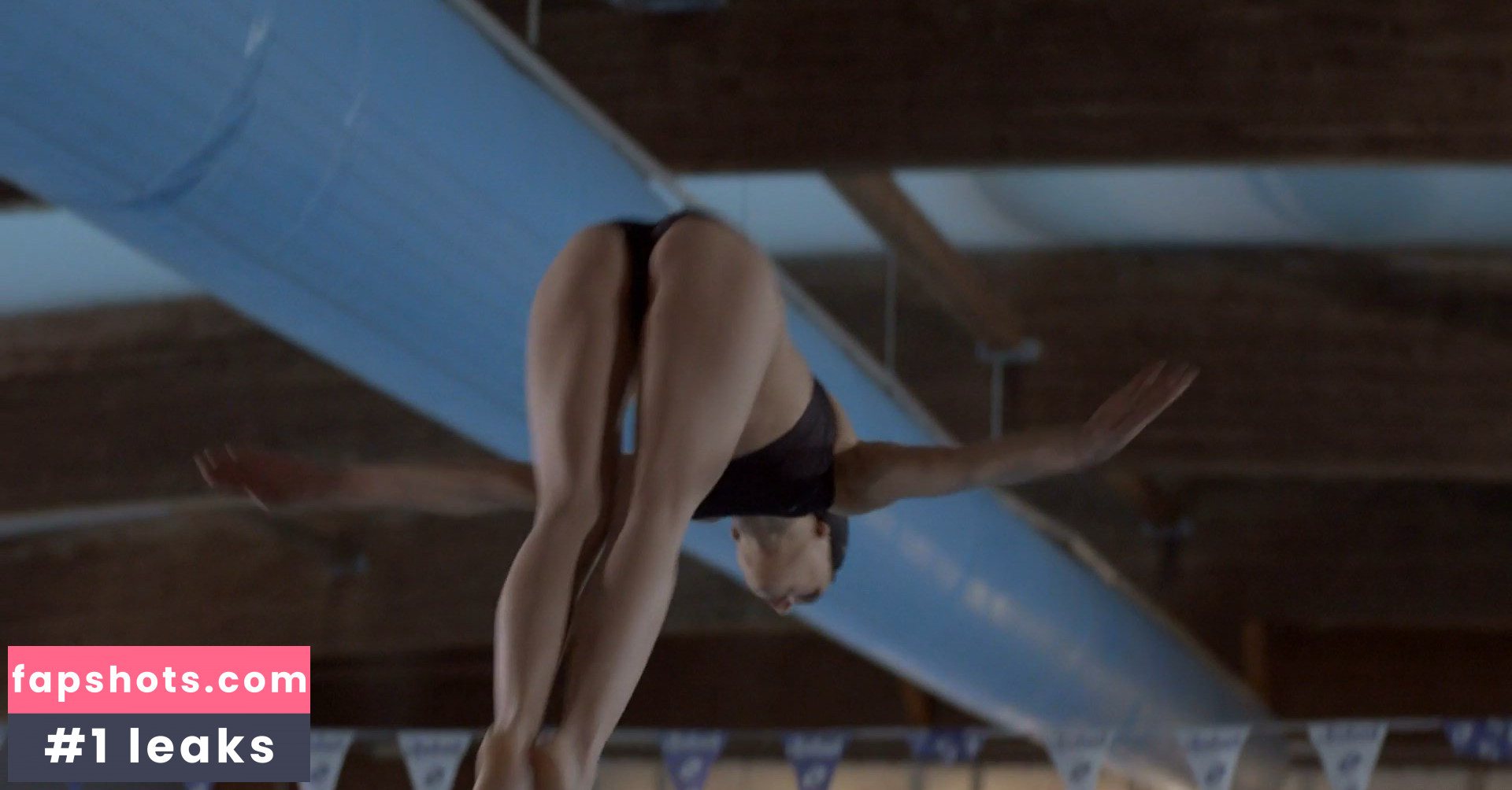 Giulia Michelini gallery photo #8