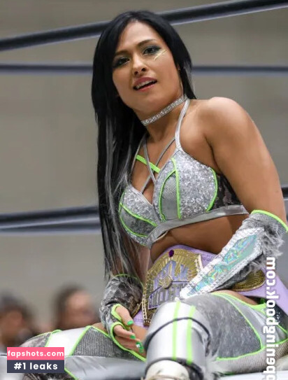 Giulia gallery photo #97