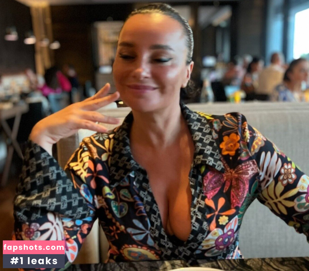 Gizzi Erskine Nude Leaks OnlyFans Photos #44 - Fapshots