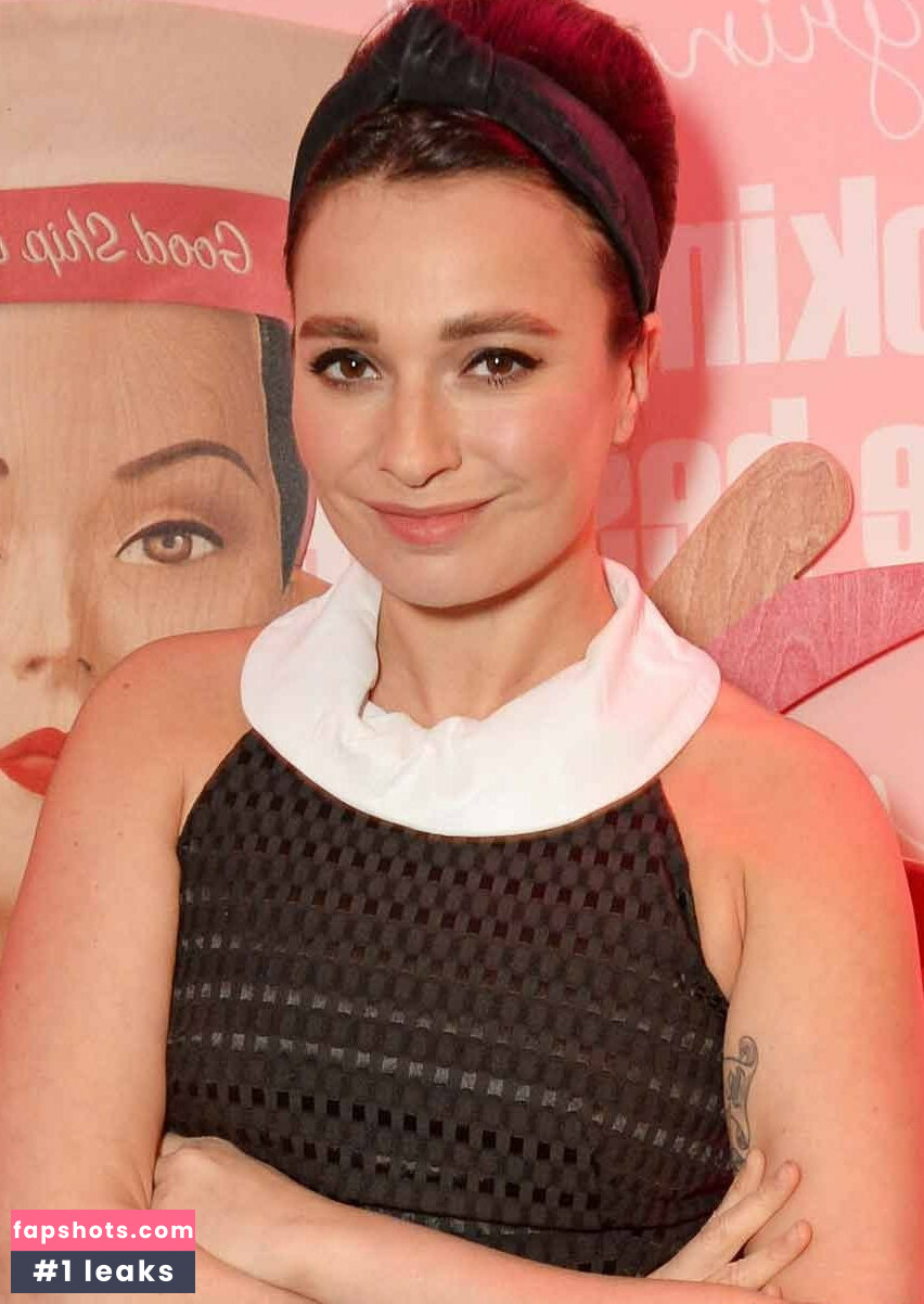 Gizzi Erskine Nude Leaks OnlyFans Photos #55 - Fapshots