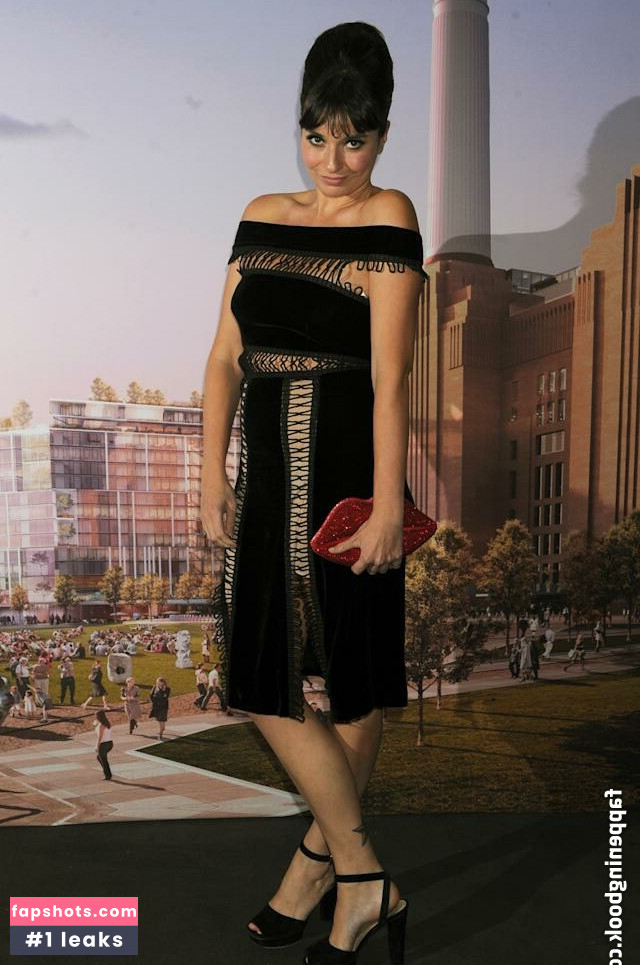 Gizzi Erskine Nude Leaks OnlyFans Photos #87 - Fapshots