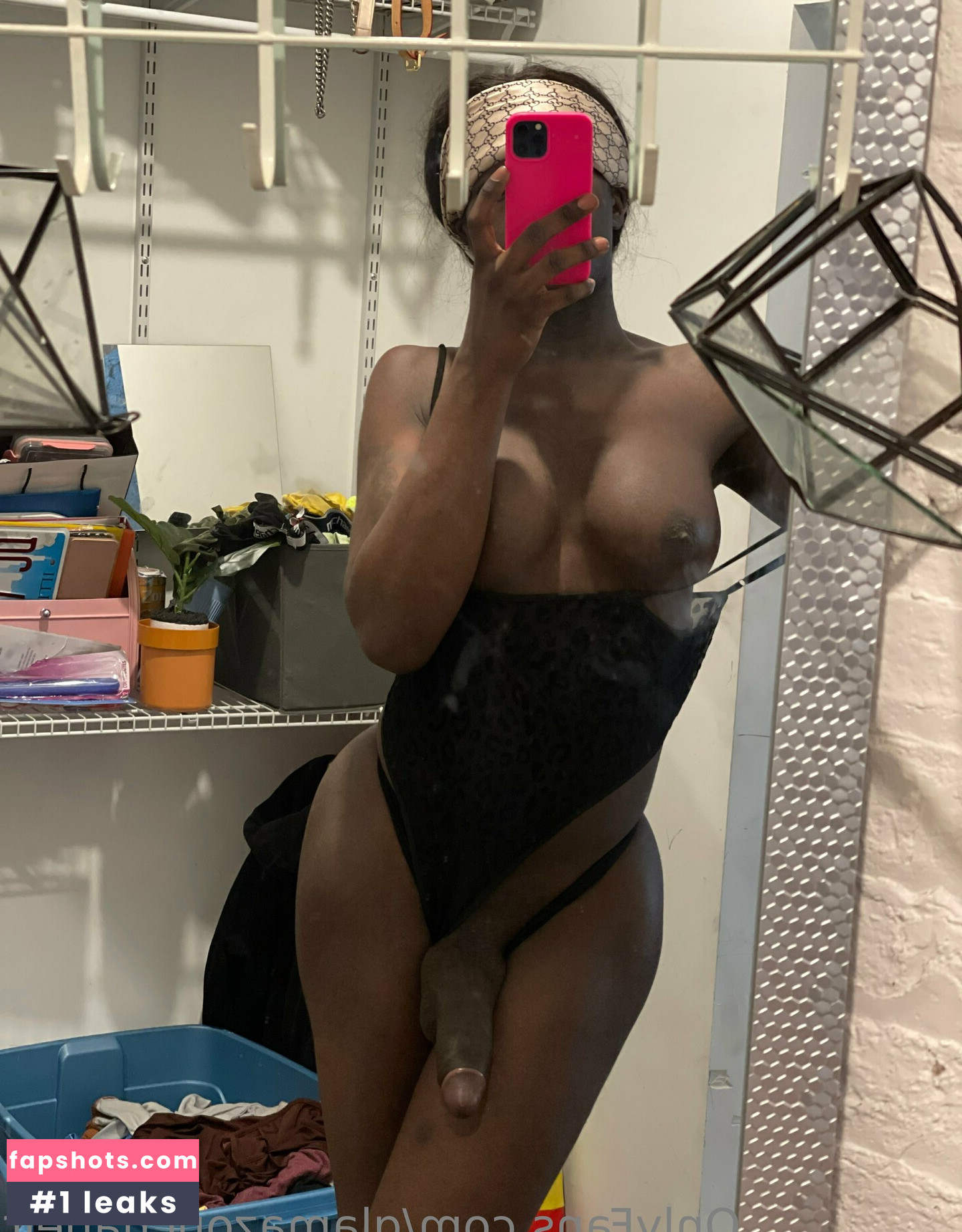 glamazonchanelr gallery photo #18